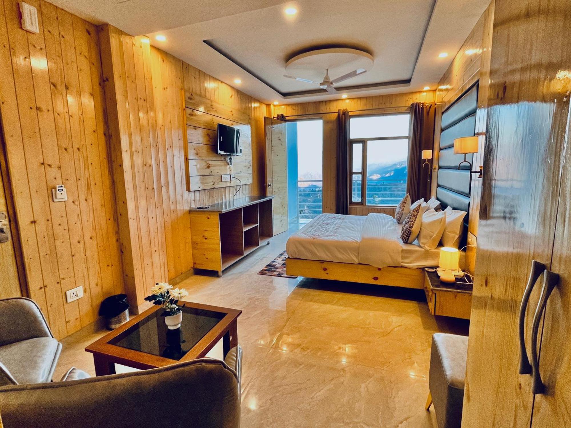 Hotel Classic Crown - #Scenic Mountain View #Open Terrace #Parking #Premium Rooms With Balcony #Guest Preferred #Best Selling Hotel In Mussoorie Esterno foto