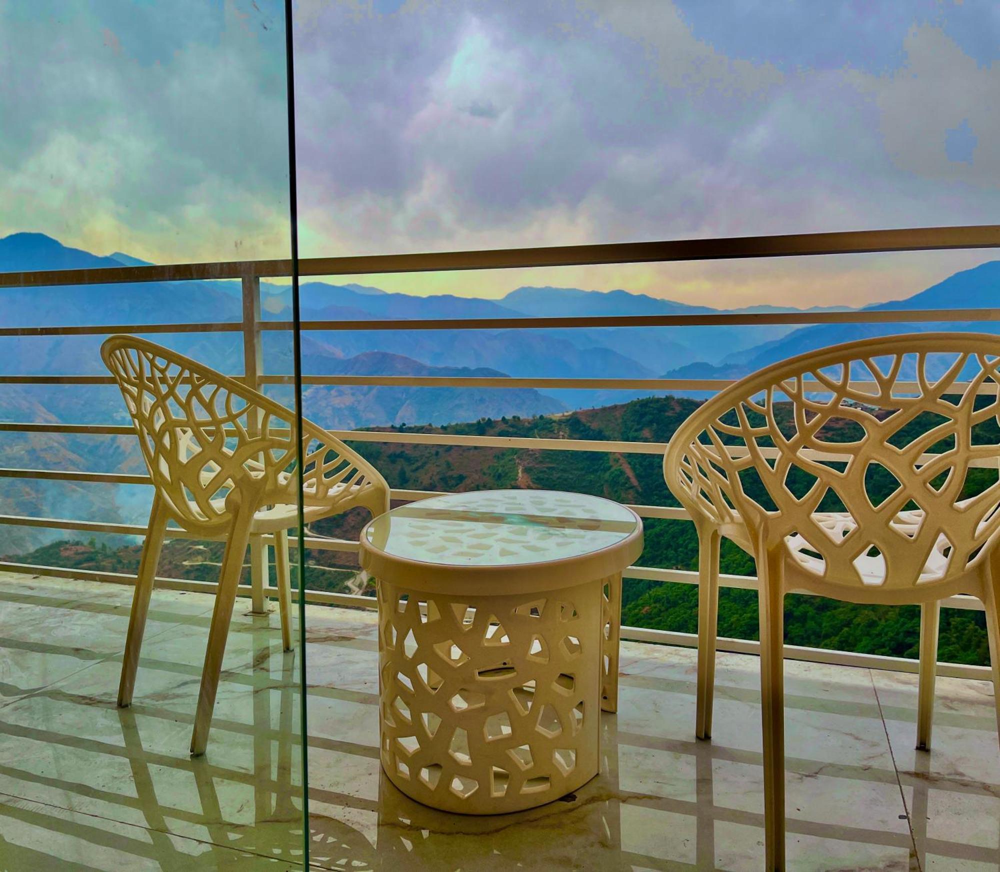 Hotel Classic Crown - #Scenic Mountain View #Open Terrace #Parking #Premium Rooms With Balcony #Guest Preferred #Best Selling Hotel In Mussoorie Esterno foto